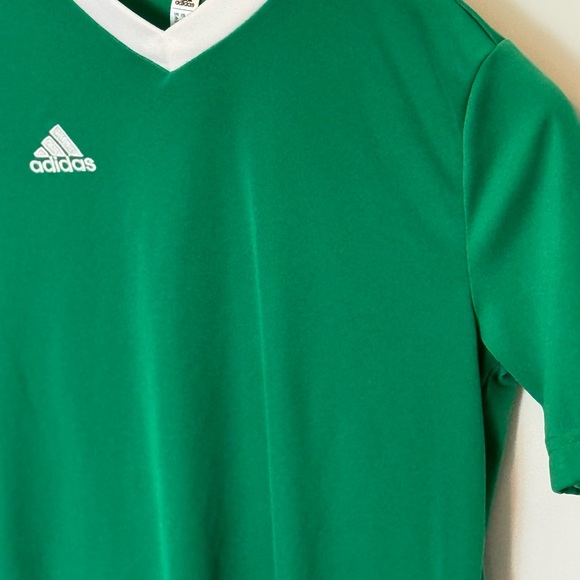 Adidas Kids Green and White Jersey, (Size Large), Athletic-wear/Active-wear - Picture 4 of 12